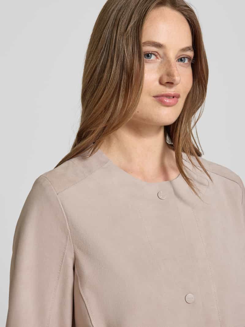 Marc Cain Regular fit lange leren jas met ronde hals model 'COLLECTIONS B'
