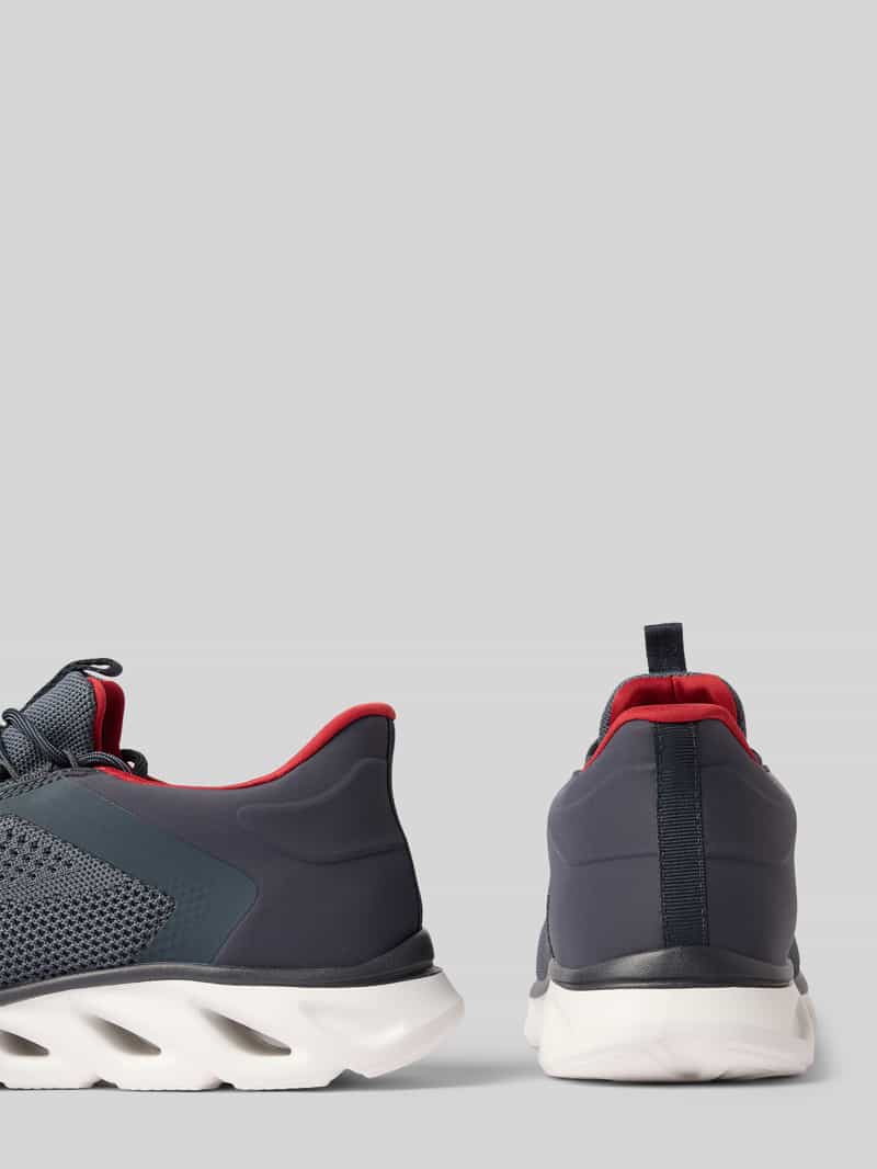 Bugatti Sneakers met vetersluiting en labeldetail model 'Caraway'