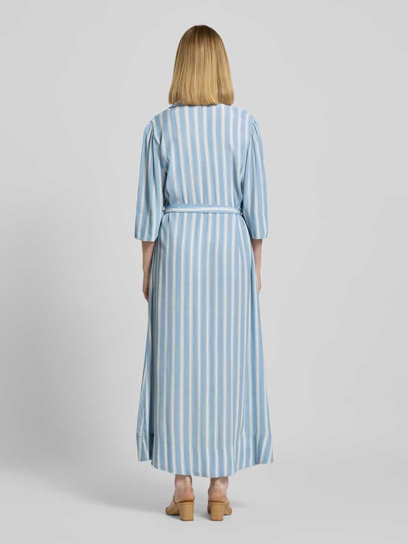 Selected Soepele maxi-jurk van pure viscose, model 'FLORA' rookblauw, foto 2