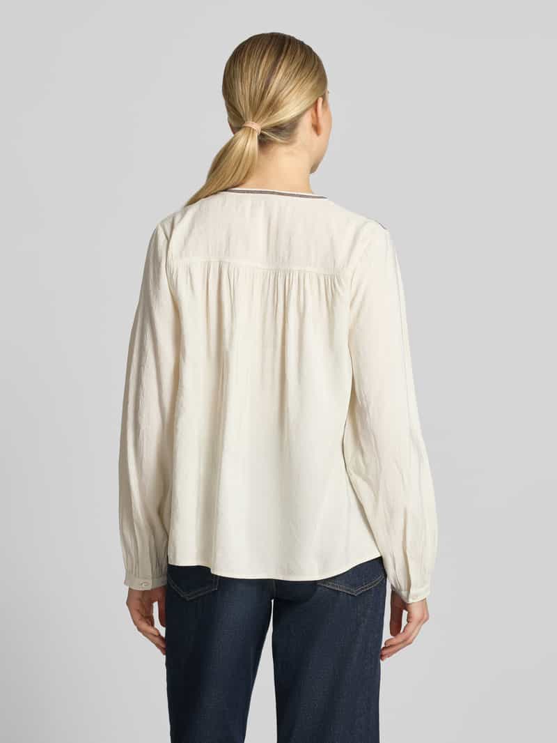 b.Young Blouse van viscosemix met korte knoopsluiting model 'IRISA'