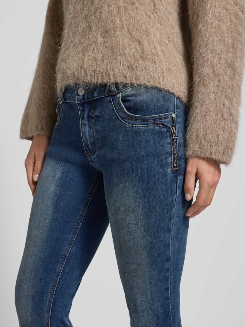 Buena Vista Straight fit jeans in 5-pocketmodel model 'Tummyles'