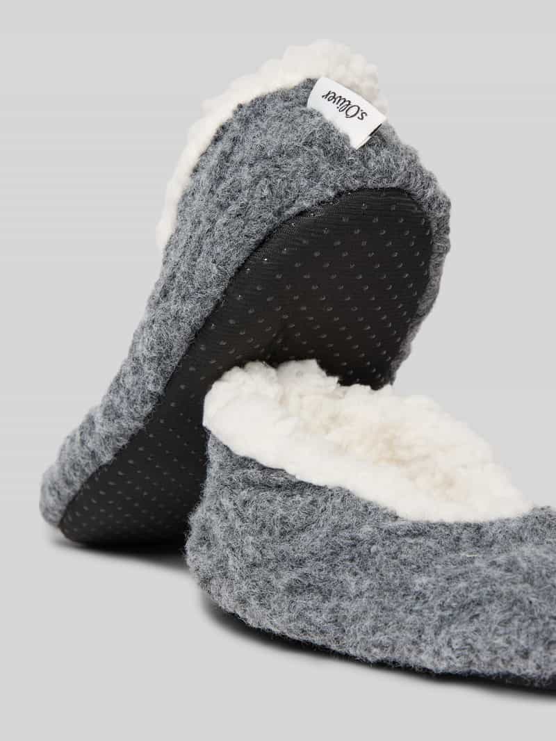 s.Oliver RED LABEL Huisschoenen met warme voering van teddybont