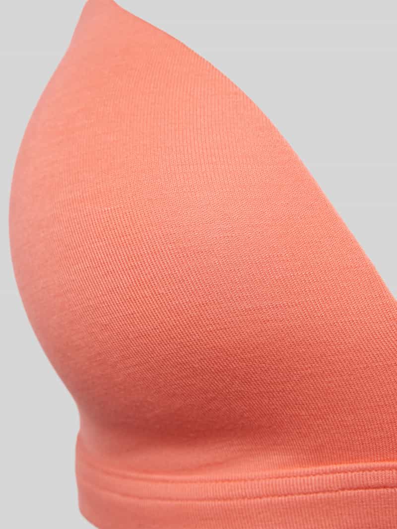 Boss Triangelbeha met labeldetails