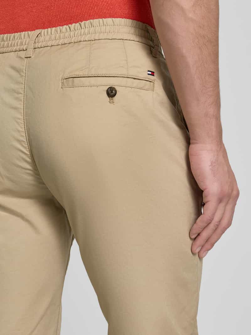 Tommy Hilfiger Straight leg chino van een mix van katoen en elastaan