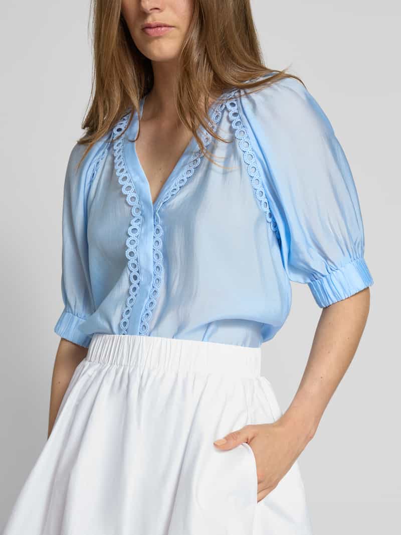 Copenhagen Muse Regular fit blouse met V-hals en gehaakt kant