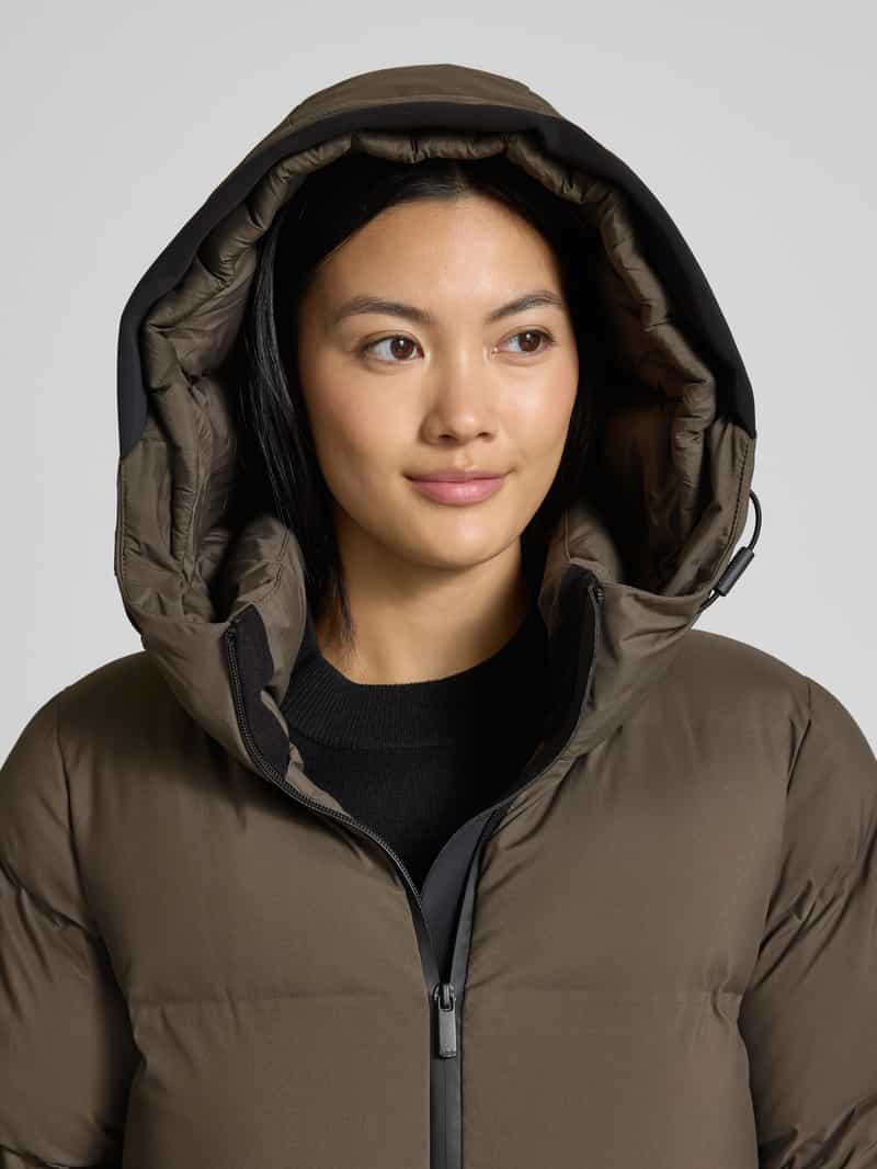 khujo Gewatteerde lange jas met labelpatch model 'Larea'