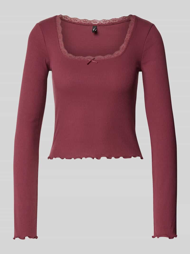 Only Slim fit shirt met lange mouwen en met kant versierde boothals model 'WILMA'