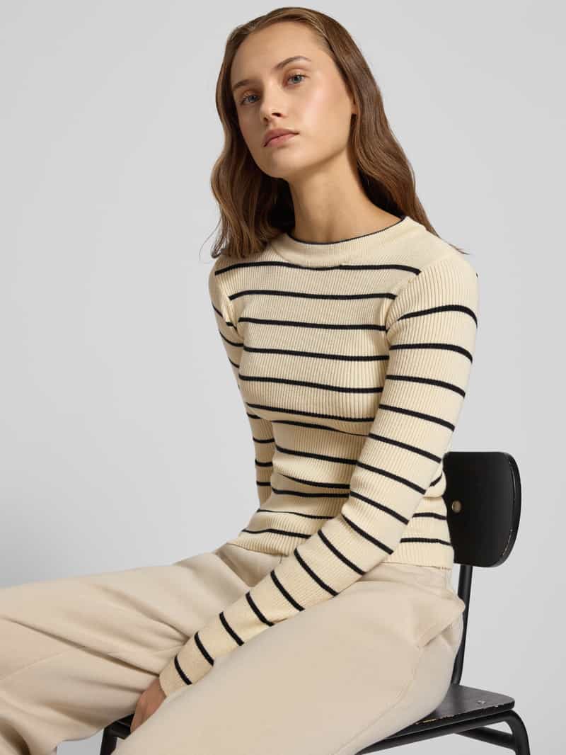 Pieces Slim fit gebreide pullover van viscosemix model 'MIRA'