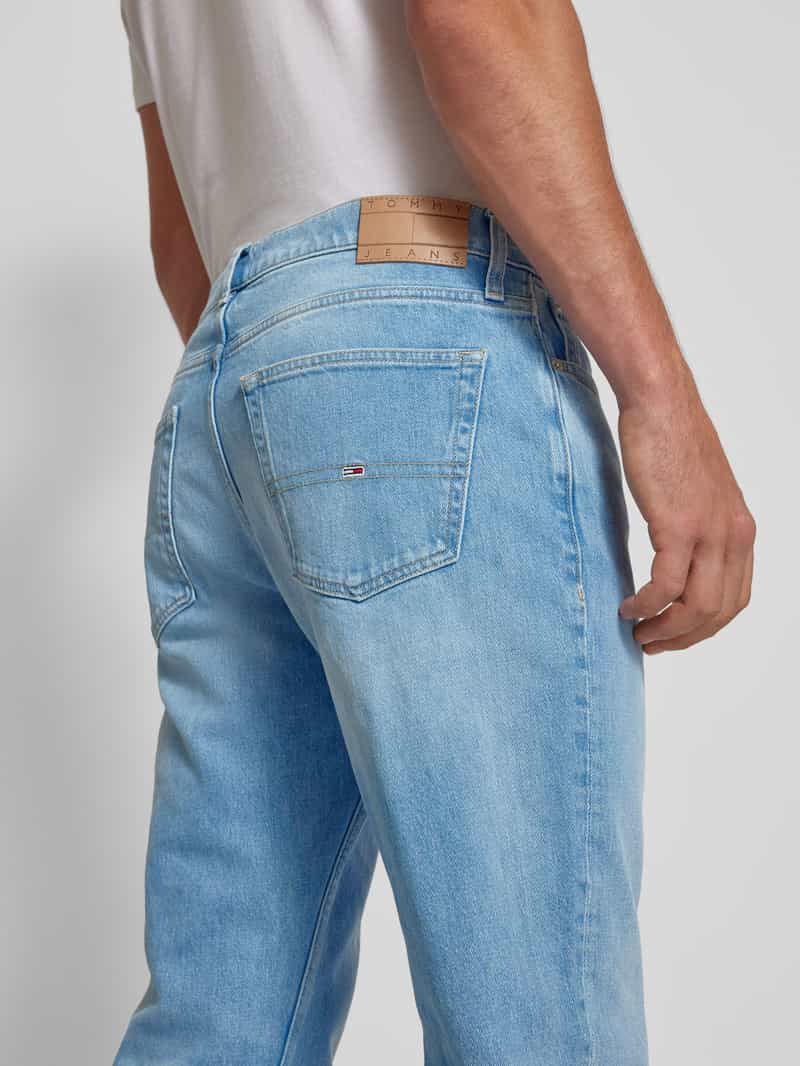 Tommy Jeans Regular straight fit jeans in 5-pocketmodel model 'RYAN'