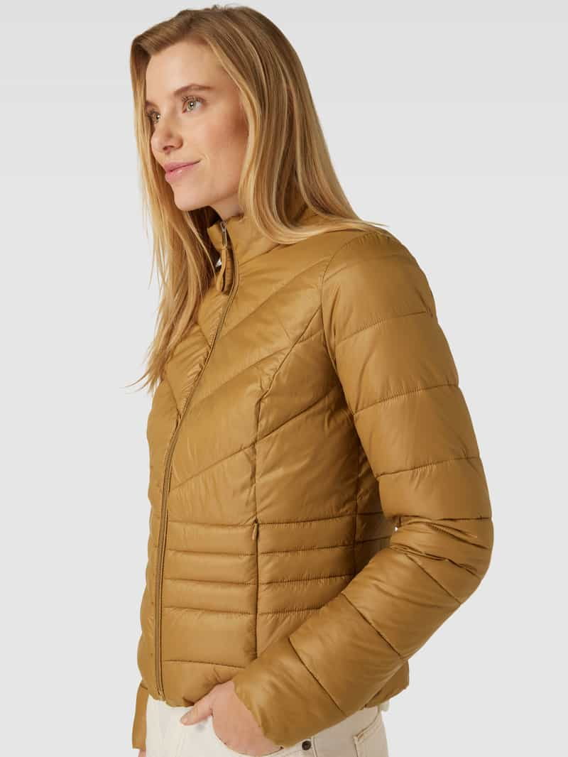 Vero Moda Outdoor Gewatteerd jack in effen design model 'SORAYA'