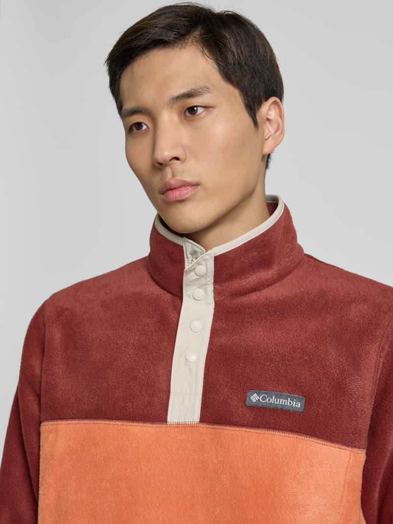 Columbia Sweatshirt met opstaande kraag model 'STEENS MOUNTAIN'