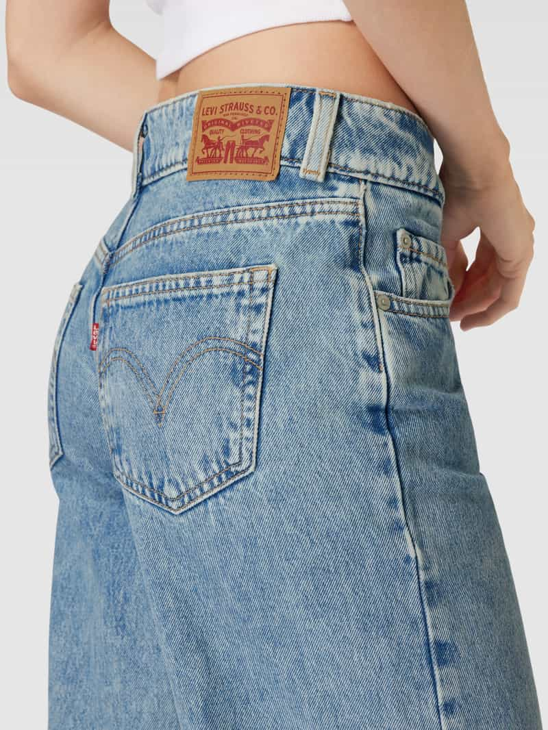 Levi's Straight leg jeans in 5-pocketmodel model 'SUPERLOW'