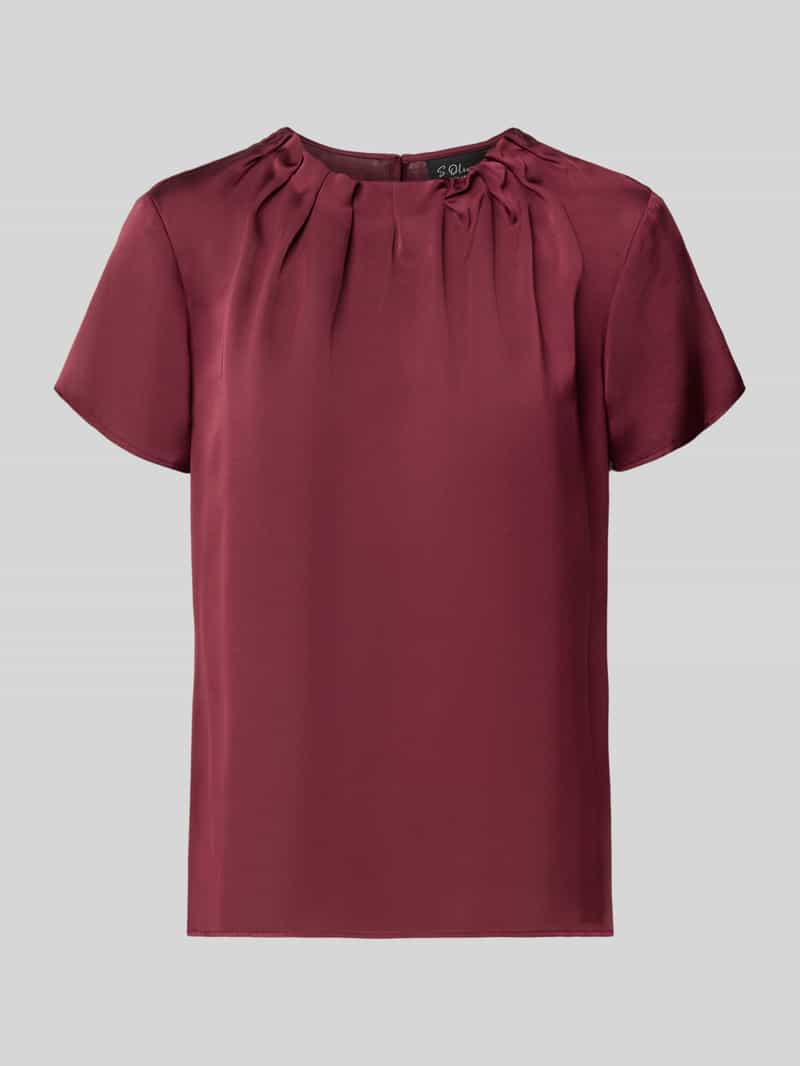Blouse met korte mouwen met subtiele geplooide halslijn
