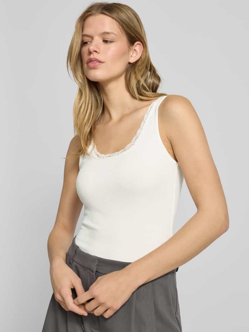 Gina Tricot Top met bandjes in riblook met kant