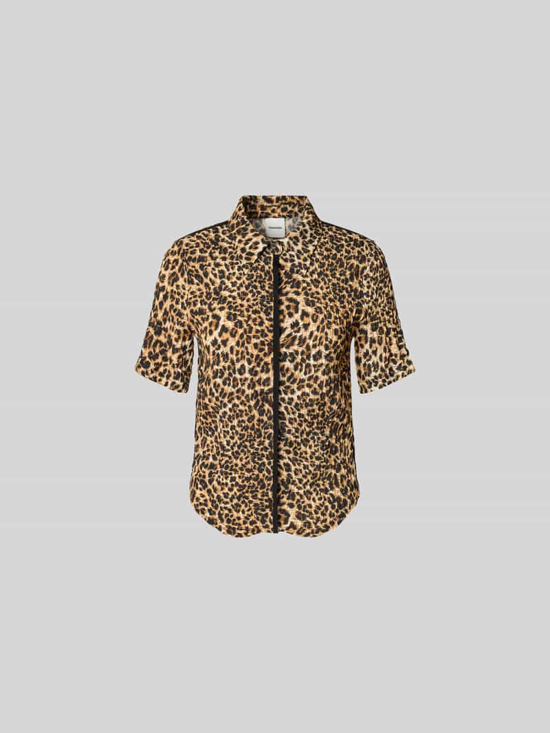 Overhemdblouse met blinde knoopsluiting