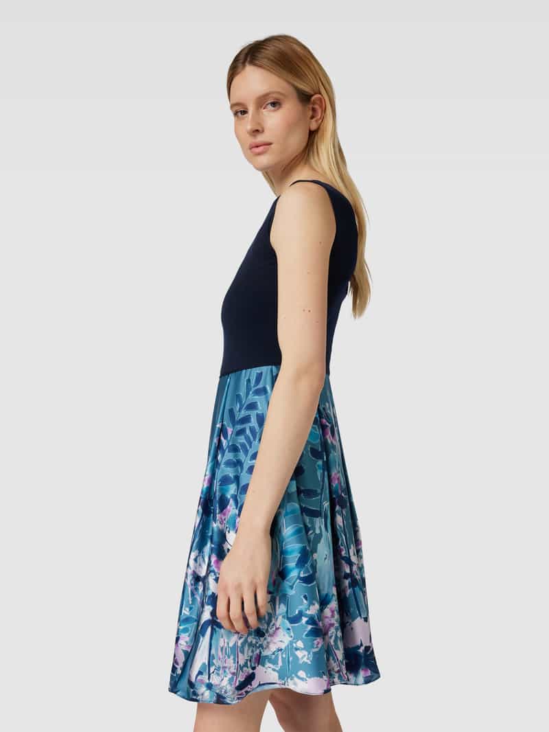 Swing Cocktailjurk in two-tone-stijl