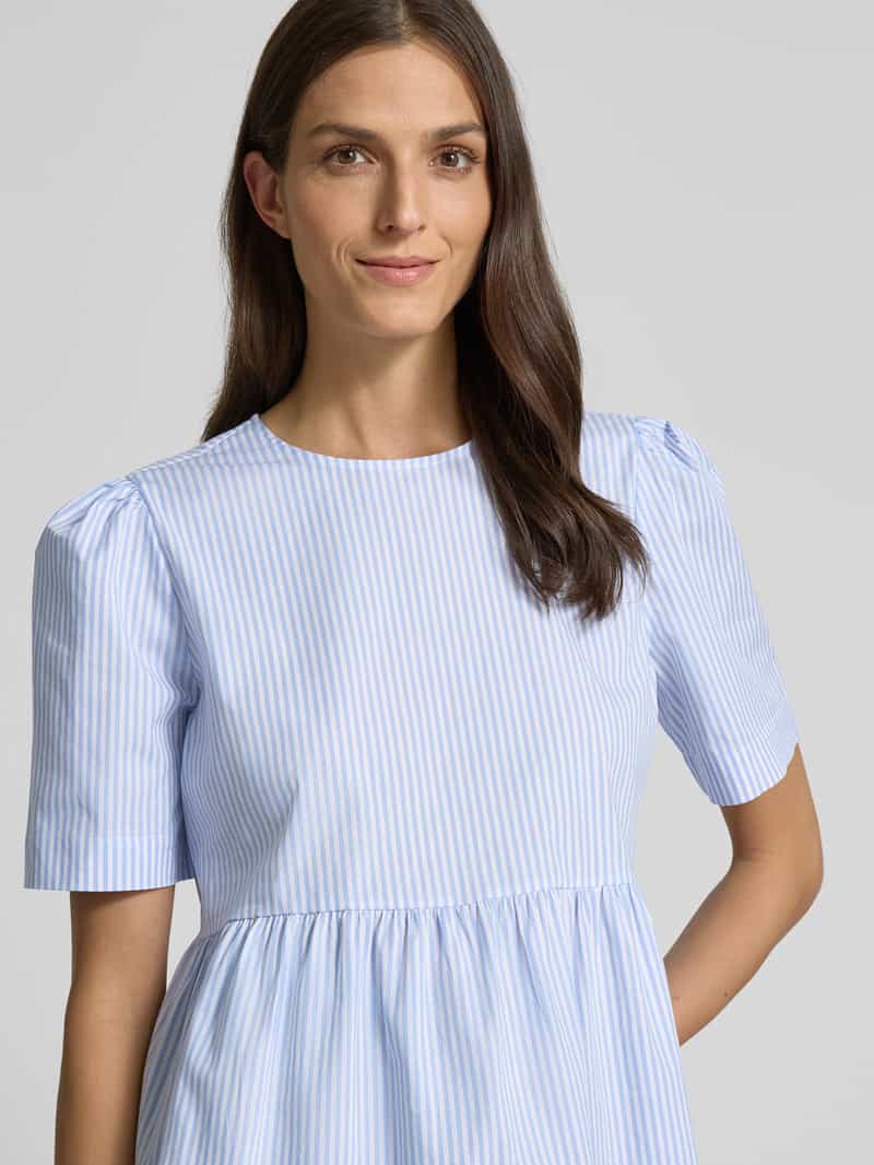 Rich & Royal Blouse met ronde hals en knoopsluiting