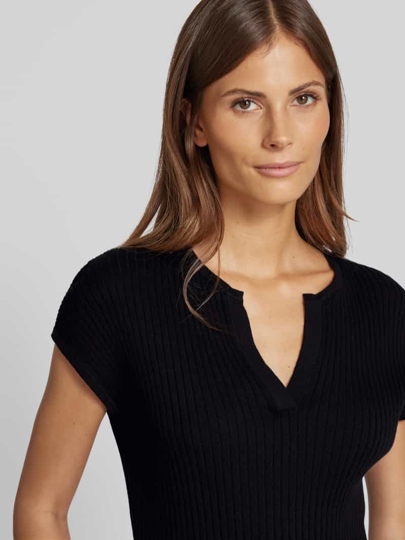 Opus T-shirt met V-hals model 'Polinna'