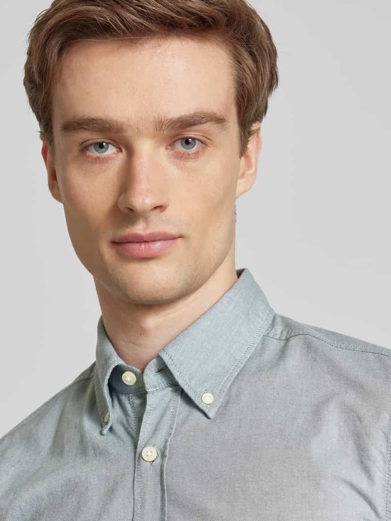 Boss Orange Slim fit vrijetijdsoverhemd met button-downkraag model 'Rickert'