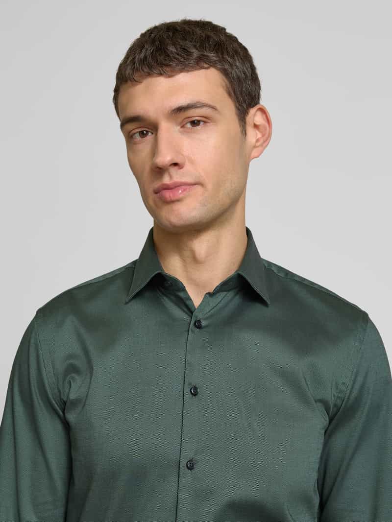 Jake*s Slim fit zakelijk overhemd met kentkraag