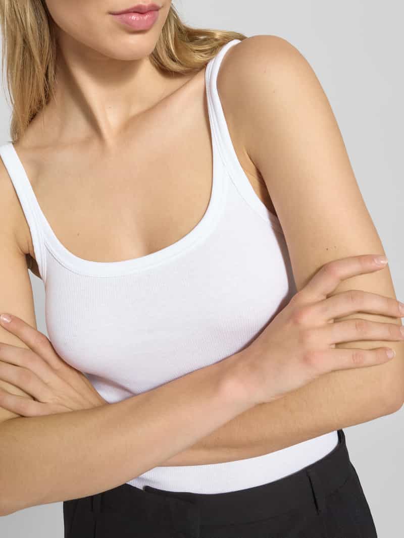 Weekday Top met fijnrib