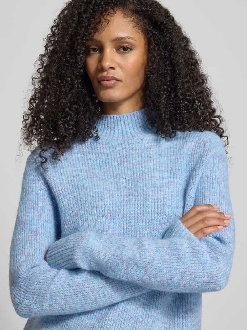 Christian Berg Woman Gebreide pullover met opstaande kraag