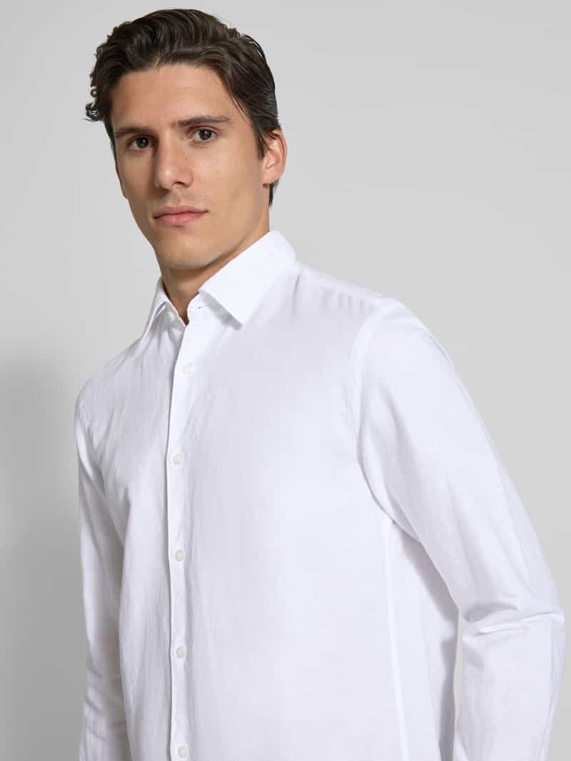 Boss Casual fit zakelijk overhemd met knoopsluiting