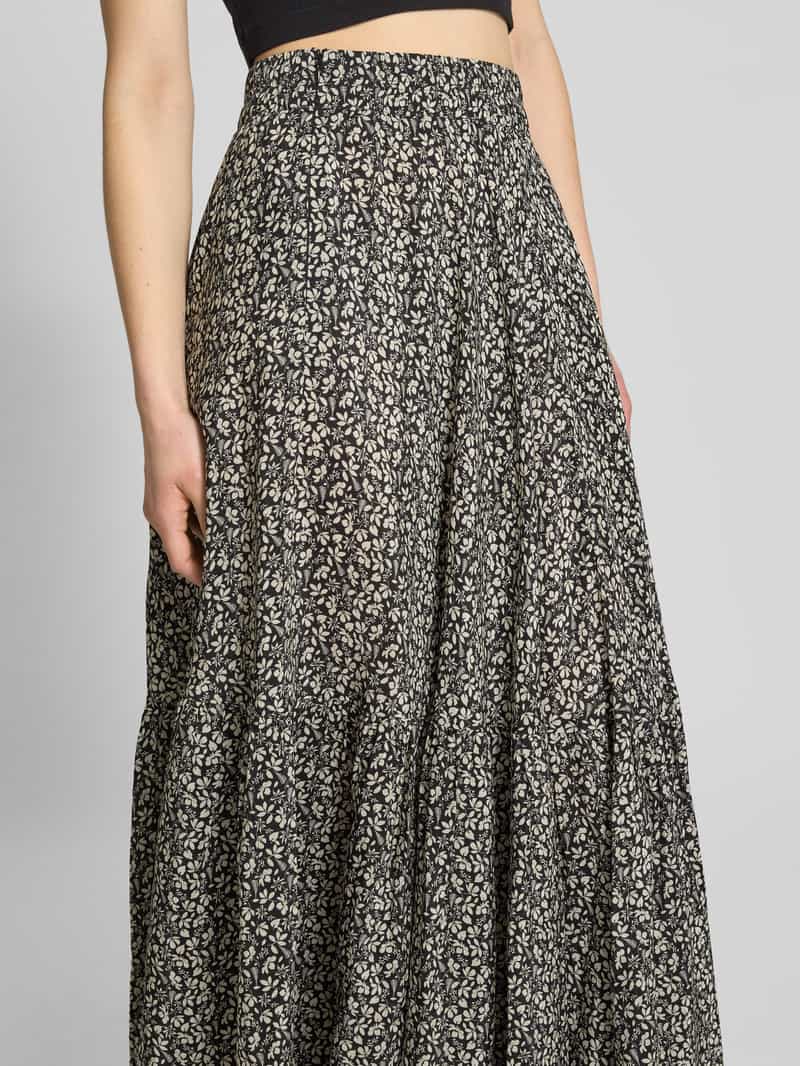 Ivy Oak Maxirok in laagjeslook model 'SANJA'