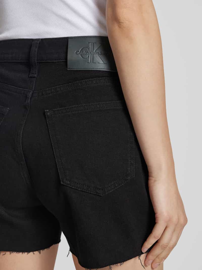 Calvin Klein Jeans Korte mom fit jeans met gerafelde zoom