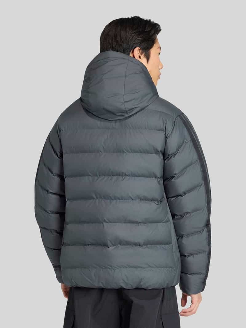 adidas Sportswear Regular fit gewatteerd jack met capuchon