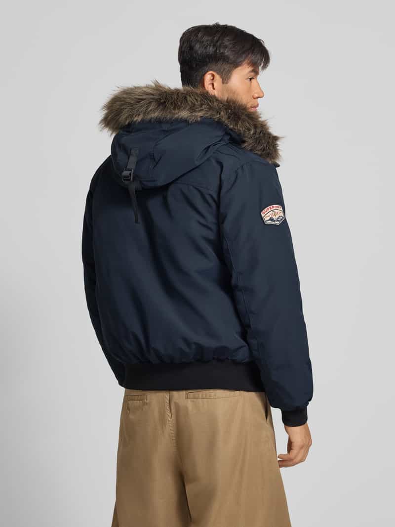 Superdry Bomberjack met labelpatch model 'Everest'