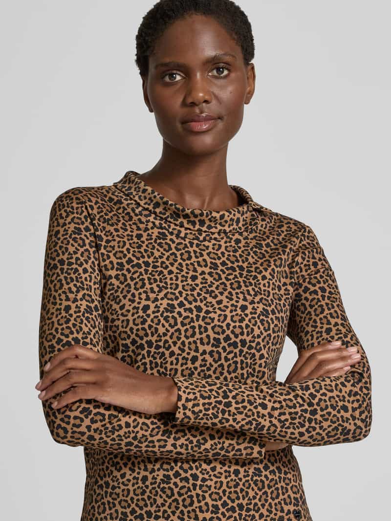 Marc Cain Shirt met lange mouwen en opstaande kraag