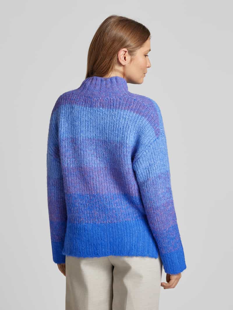 Sweter z dzianiny ze stójką model ‘Mille’