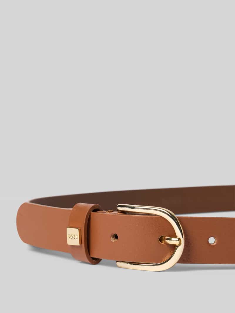 Boss Riem van rundleer met doornsluiting en labeldetail