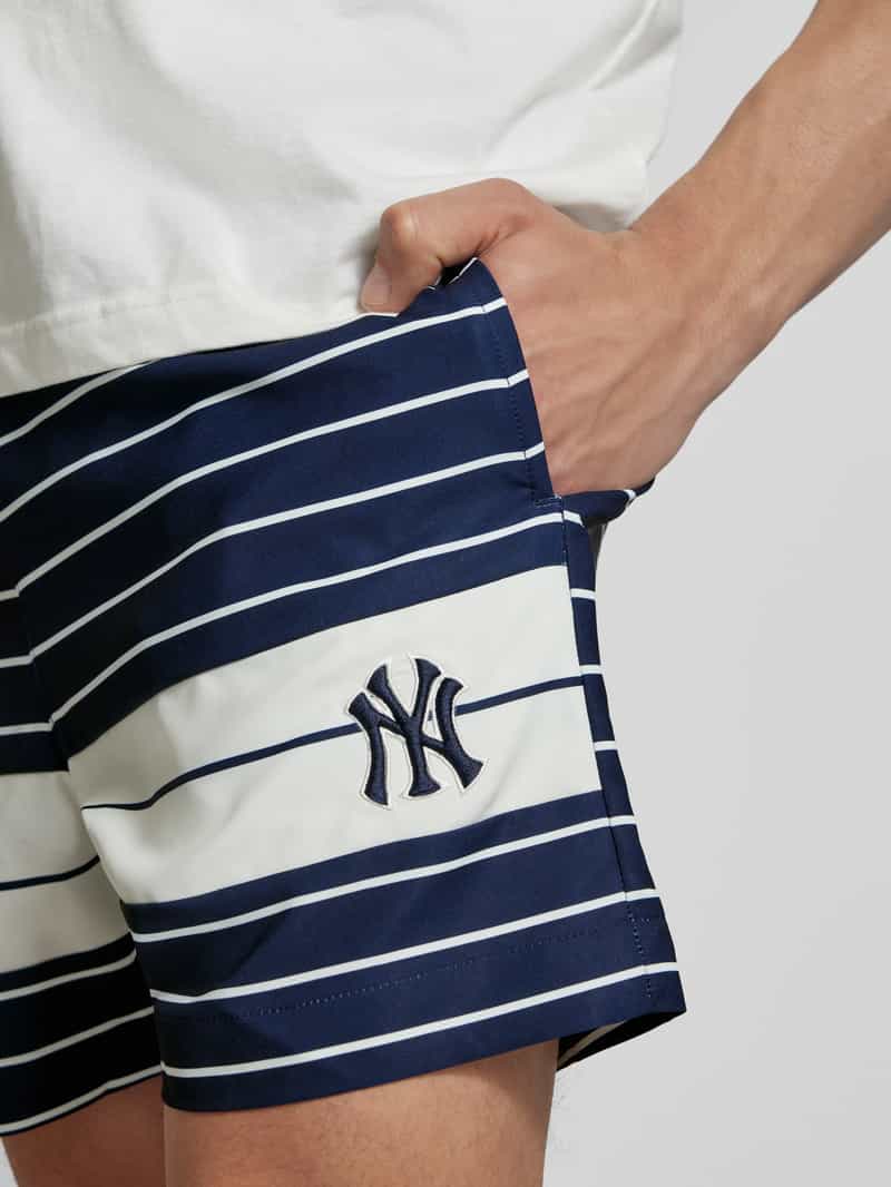 Champion Korte broek met elastische band en tunnelkoord.