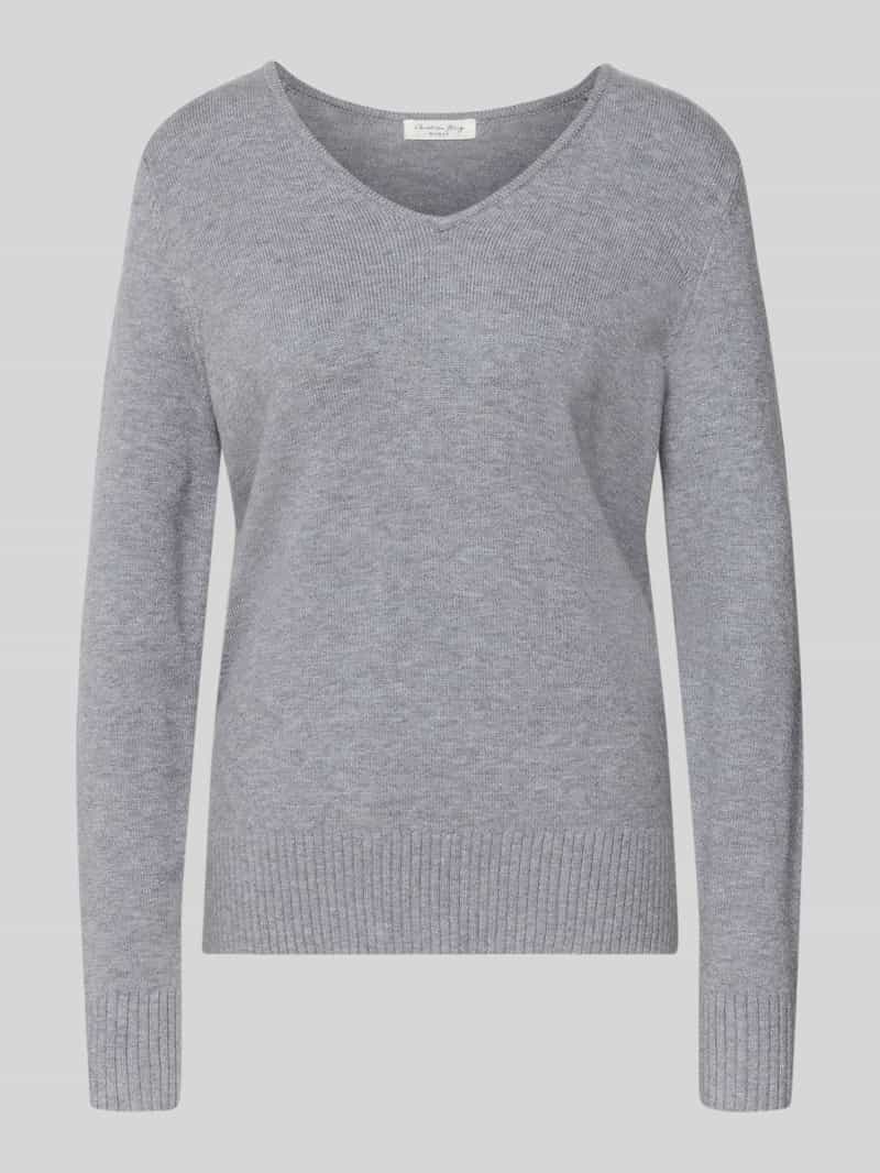 Christian Berg Woman Gebreide pullover van viscosemix met V-hals
