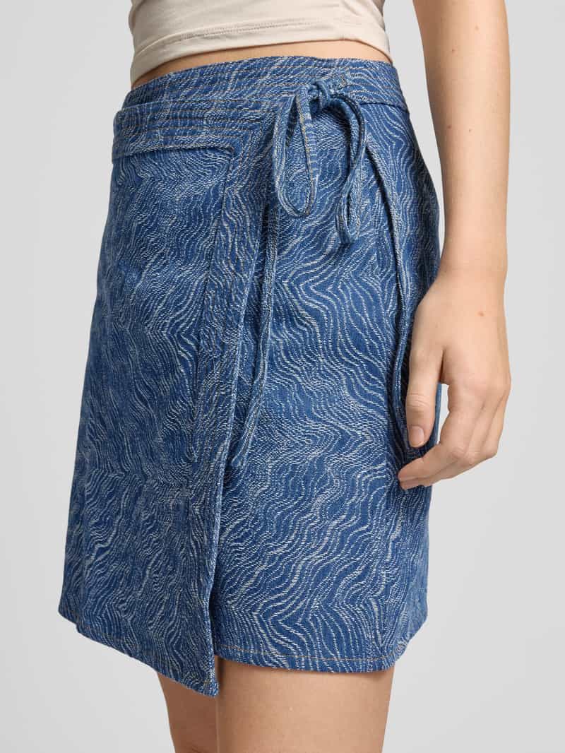 Pieces Licht uitlopende wikkelrok van denim jacquard model 'JENNIFER'