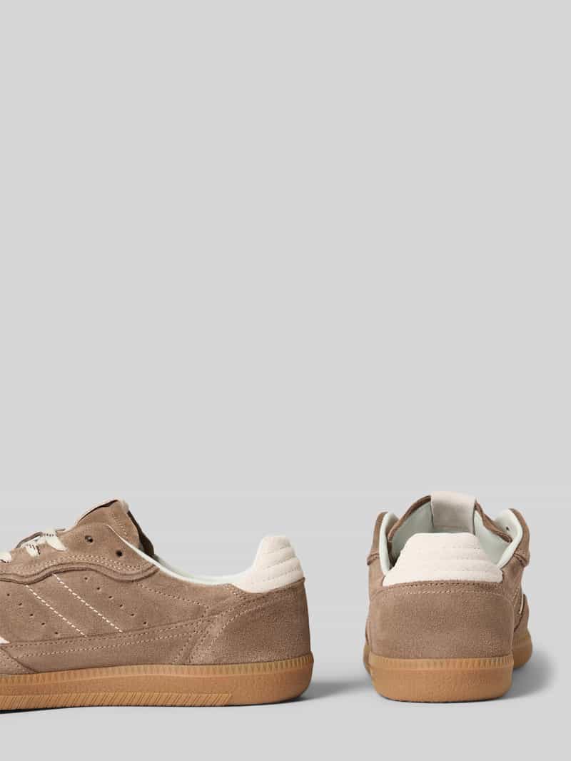 ALOHAS Sneakers met labeldetails