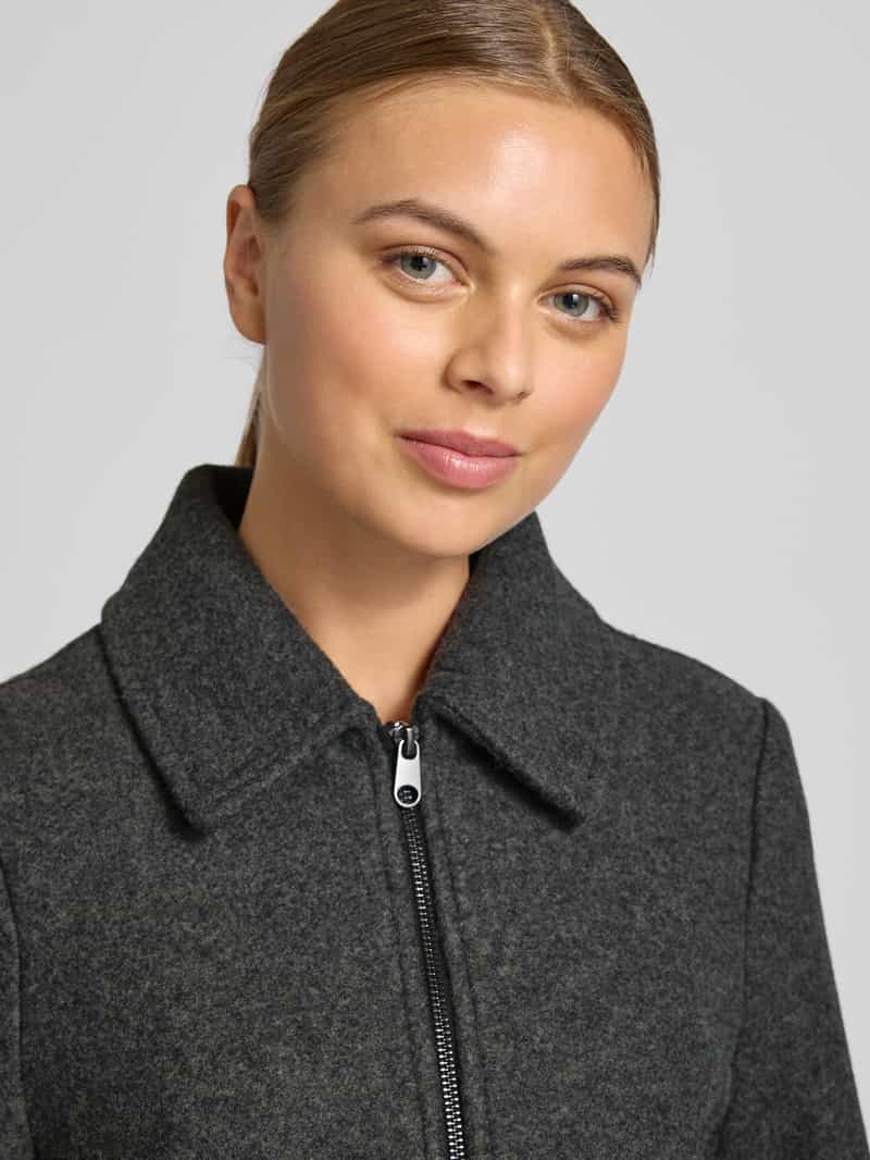 Vero Moda Regular fit jack met klepzakken model 'SAFIR'