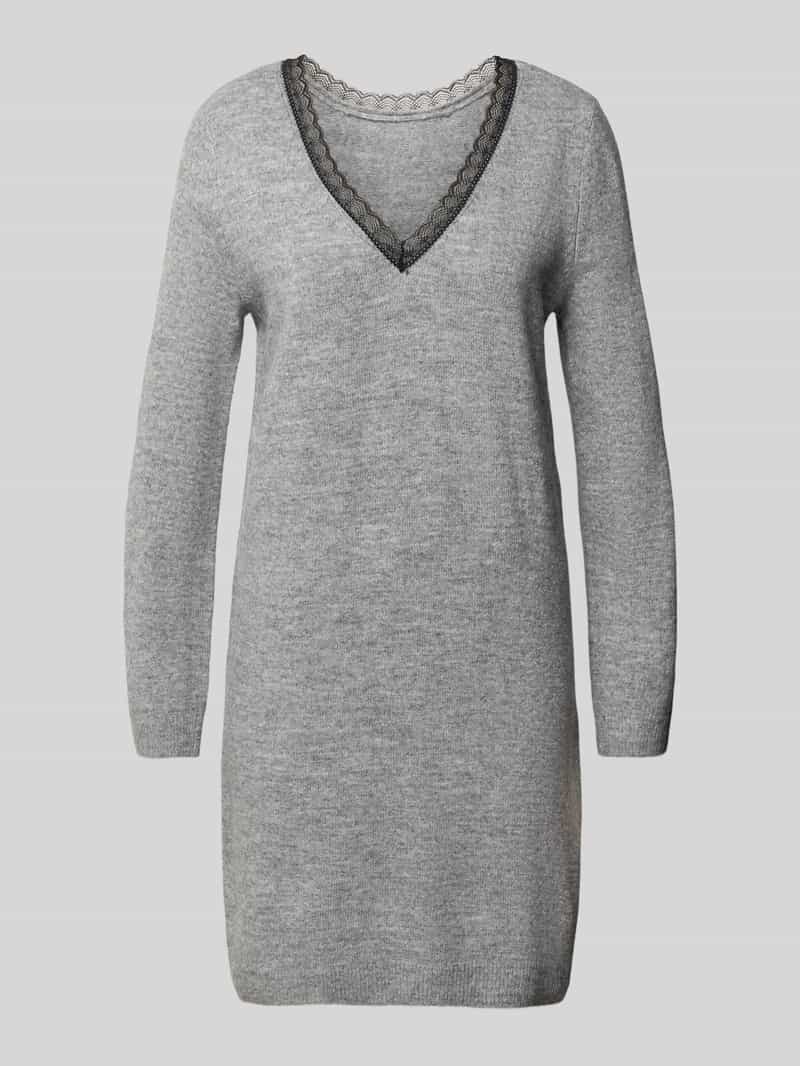 Only Getailleerde gebreide jurk met V-hals model 'TAMMY'