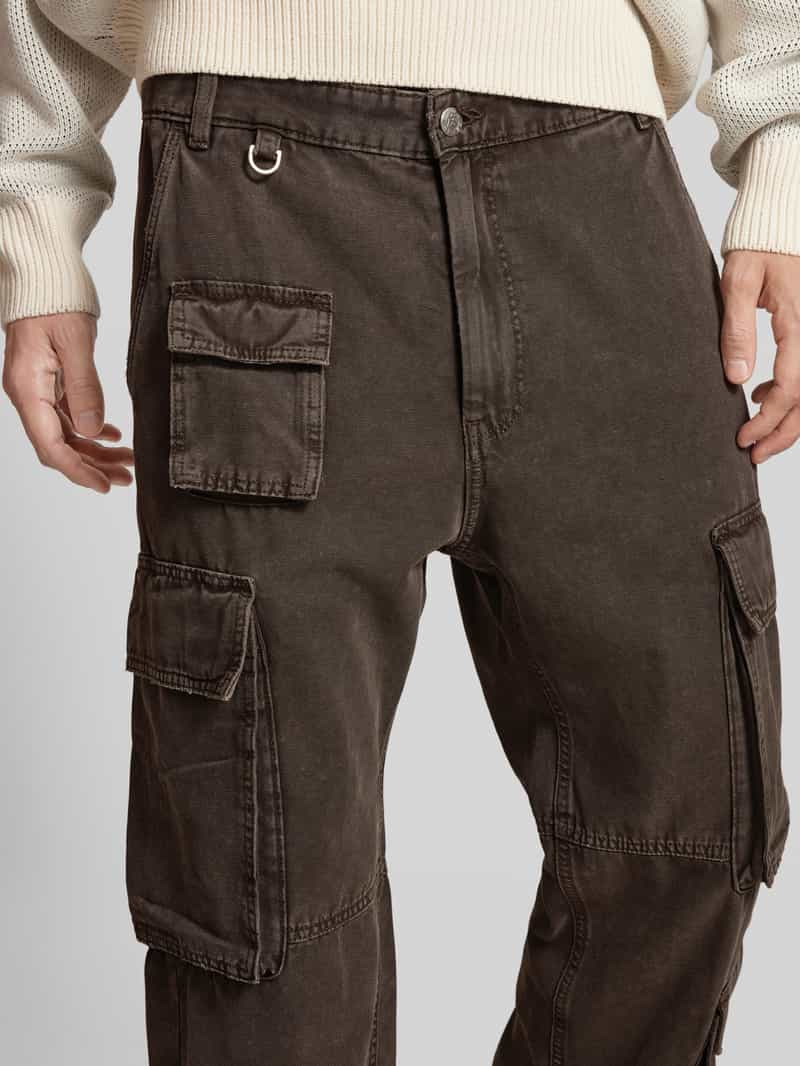 REVIEW Straight leg cargozakken met achterzakken