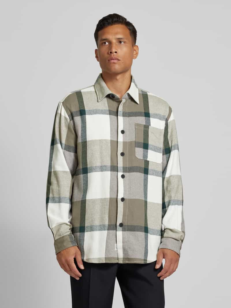Koszula casualowa regular fit z kołnierzykiem typu kent