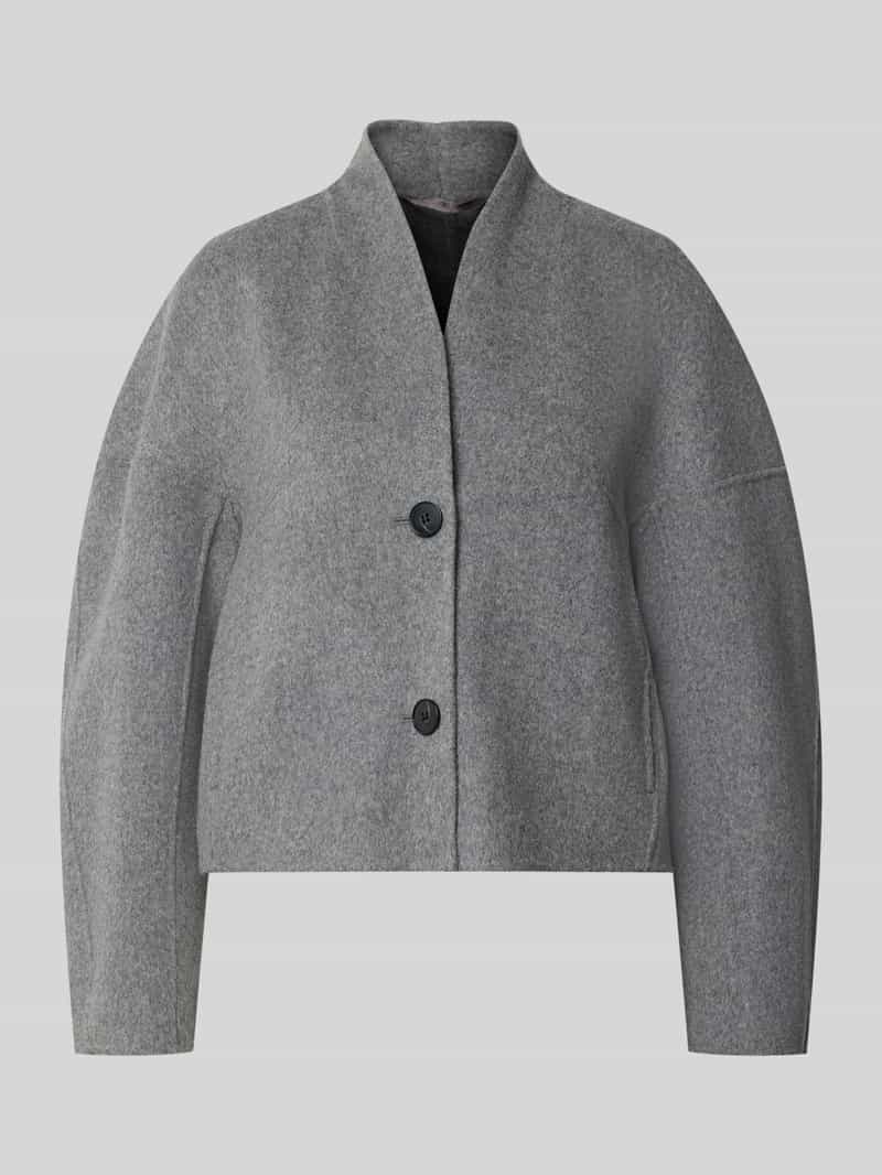 Style Icon Collection Korte wollen jacks met opstaande kraag curated by Viky Rader