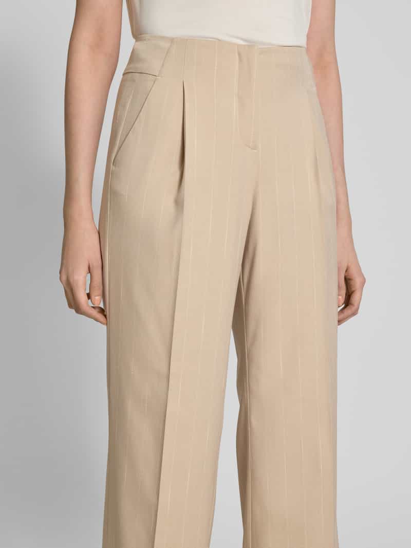 More Wide leg stoffen broek met persplooien
