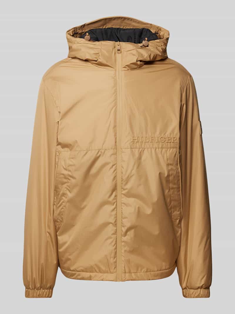 Windbreaker met labelopschrift
