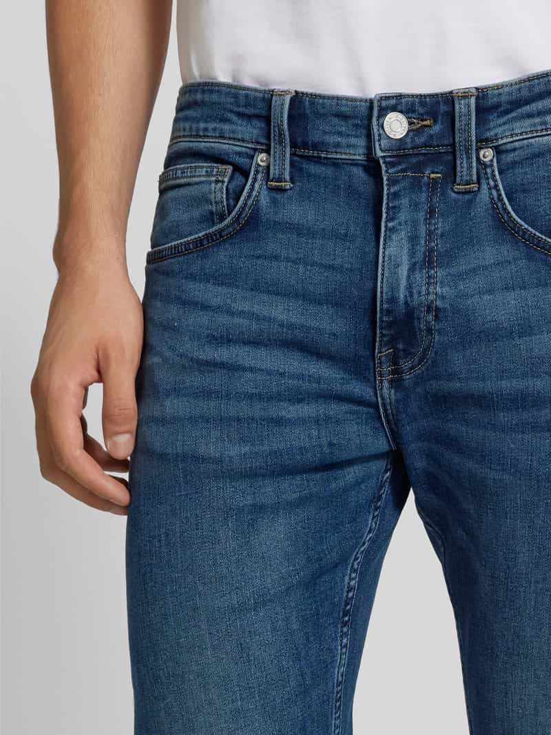 s.Oliver BLACK LABEL Tapered leg high waist jeans met contrastnaden model 'MAURO'