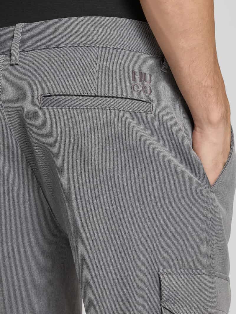 HUGO Tapered fit cargobroek met structuurmotief model 'Glavin'
