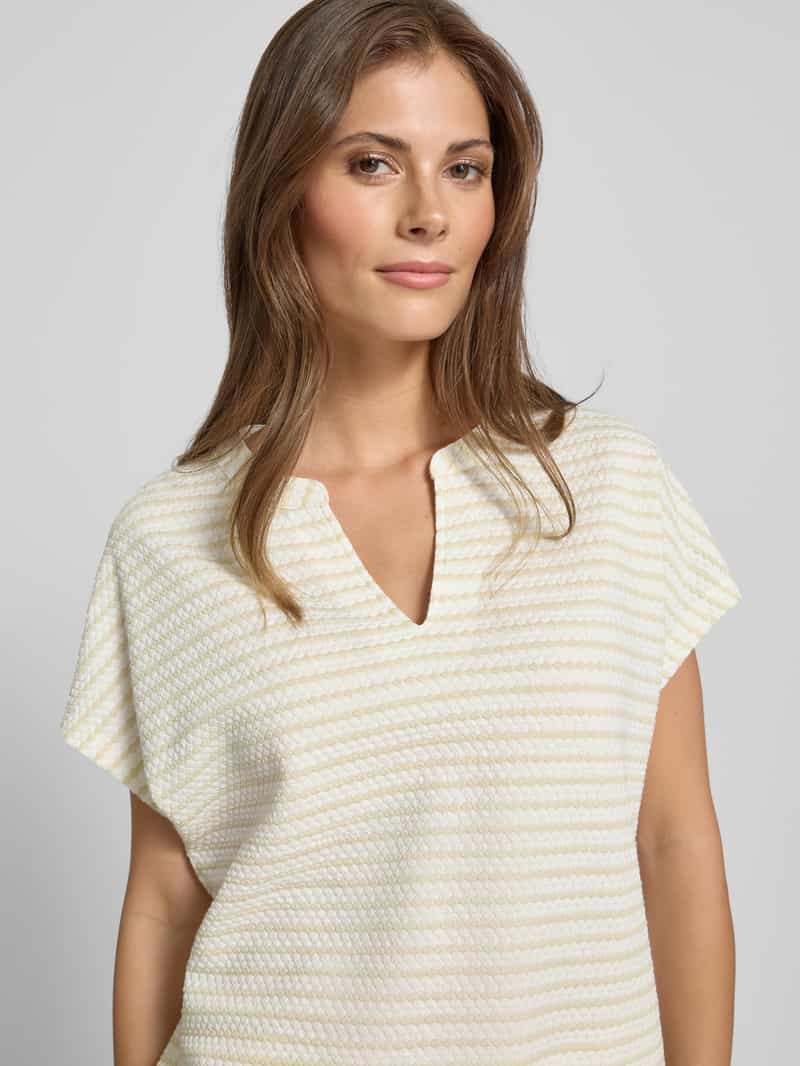s.Oliver RED LABEL Relaxed fit T-shirt met V-hals