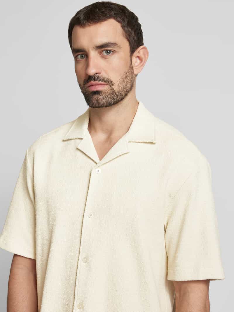 Boss Poloshirt met V-hals model 'LARS'