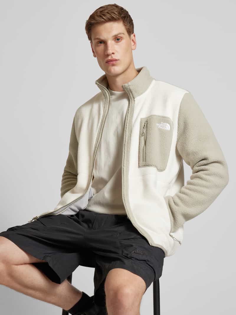 The North Face Sweatjack met labelstitching model 'YUMIORI'